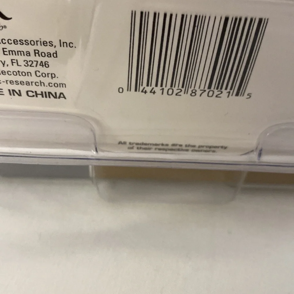 6 foot S- video cable for hook up of video equipment with an s- Video connection